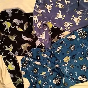 3 pairs of children's foot pajamas